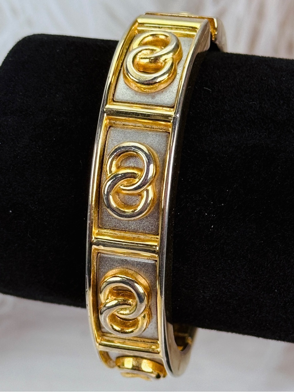 Vintage aged goldtone and silvertone Bangle bracelet